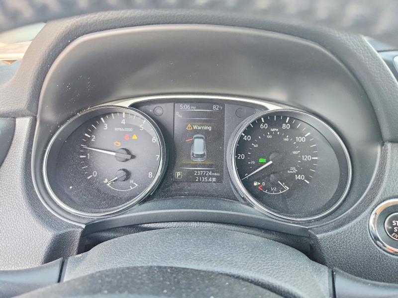 2015 Nissan Rogue მანქანა იყიდება აუქციონზე, vin: 5N1AT2MT7FC853073, აუქციონის ნომერი: 54070226