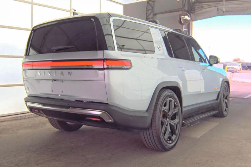 Aukcja sprzedaży 2023 Rivian R1s, vin: 7PDSGABA4PN019950, numer aukcji: 53059086