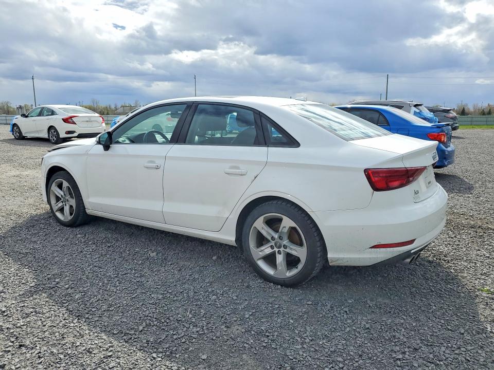 2017 Audi A3 მანქანა იყიდება აუქციონზე, vin: WAUAUGFF4H1057138, აუქციონის ნომერი: 52892476