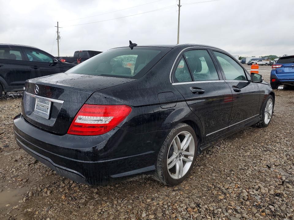 Продажа на аукционе авто 2014 Mercedes-benz C, vin: WDDGF4HB7EA948705, номер лота: 53764806