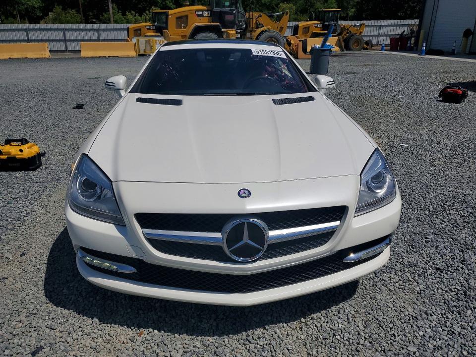 51881996 :رقم المزاد ، WDDPK4HA0EF079502 vin ، 2014 Mercedes-benz Slk مزاد بيع