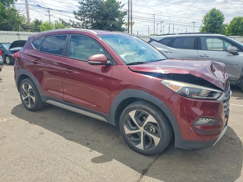 52552256 :رقم المزاد ، KM8J33A20HU355117 vin ، 2017 Hyundai Tucson مزاد بيع
