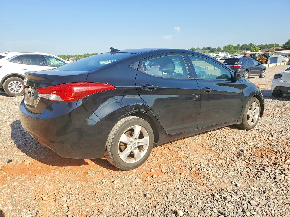 2013 Hyundai Elantra მანქანა იყიდება აუქციონზე, vin: KMHDH4AE4DU755447, აუქციონის ნომერი: 53024336