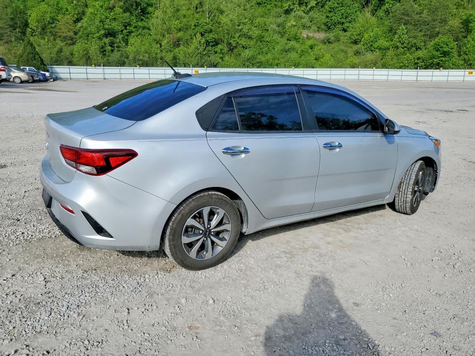 2022 Kia Rio მანქანა იყიდება აუქციონზე, vin: 3KPA24AD6NE474542, აუქციონის ნომერი: 50331606