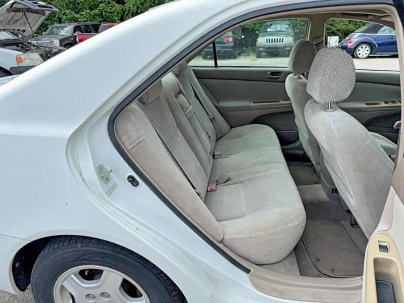 53919696 :رقم المزاد ، 4T1BF32KX3U060738 vin ، 2003 Toyota Camry مزاد بيع