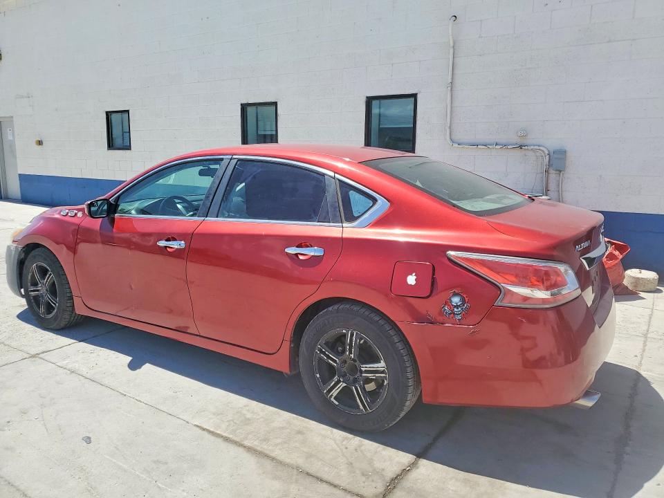 2015 Nissan Altima მანქანა იყიდება აუქციონზე, vin: 1N4AL3APXFN375615, აუქციონის ნომერი: 55527566