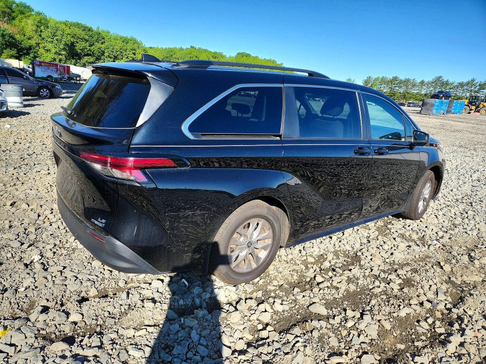 52810816 :رقم المزاد ، 5TDKRKEC7NS085971 vin ، 2022 Toyota Sienna مزاد بيع