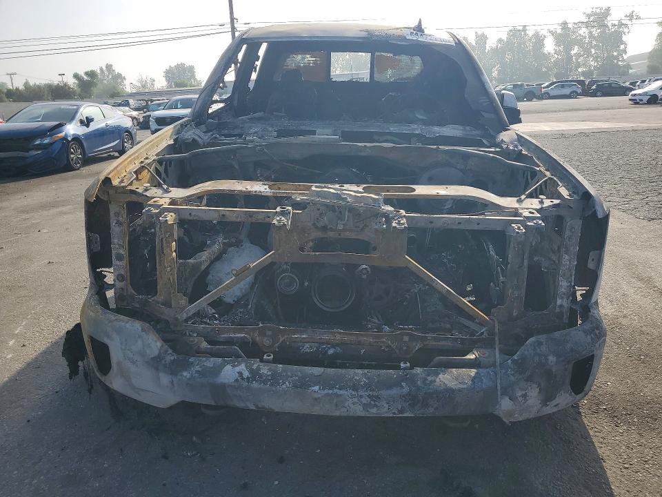 Продажа на аукционе авто 2016 Chevrolet Silverado, vin: 3GCUKREC7GG375411, номер лота: 53472716