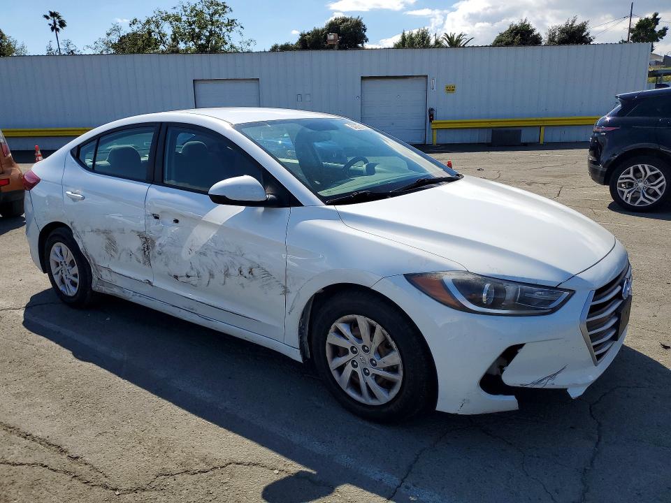 Продажа на аукционе авто 2017 Hyundai Elantra, vin: 5NPD74LF1HH111823, номер лота: 55365186
