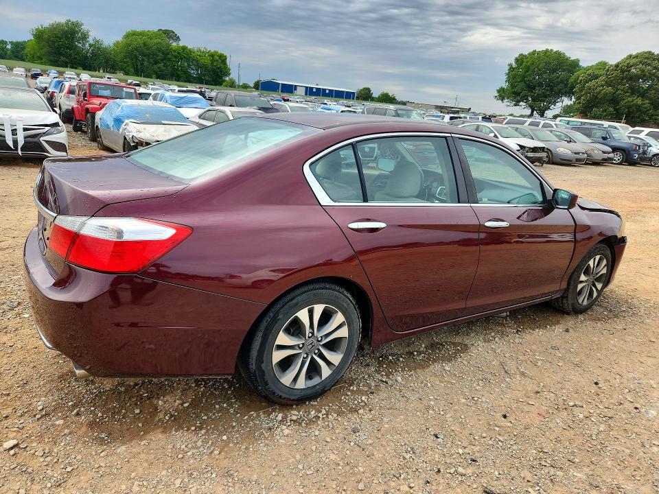 52554316 :رقم المزاد ، 1HGCR2F33FA172124 vin ، 2015 Honda Accord مزاد بيع