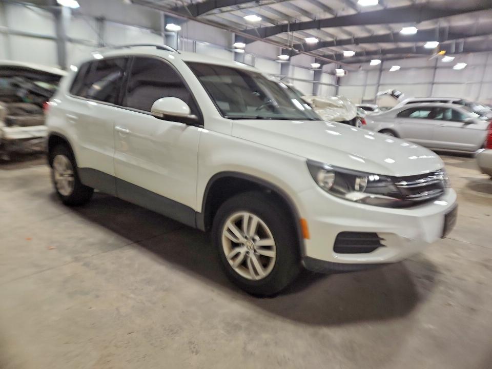 Aukcja sprzedaży 2017 Volkswagen Tiguan, vin: WVGAV7AX1HK026631, numer aukcji: 52498766