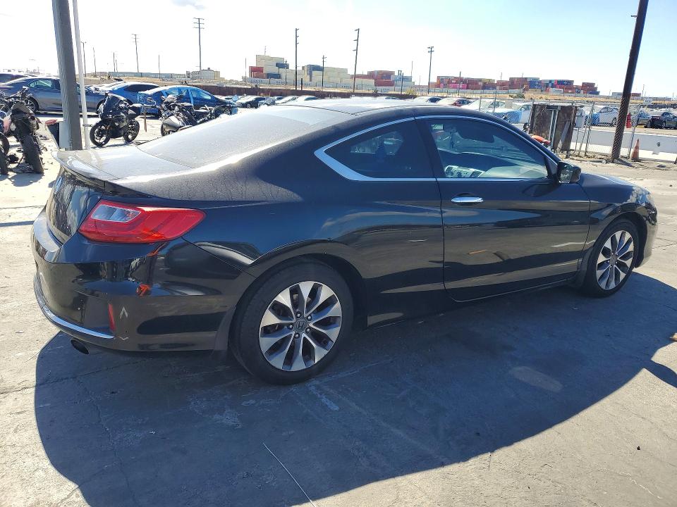 Продажа на аукционе авто 2013 Honda Accord, vin: 1HGCT1B38DA011413, номер лота: 55579136