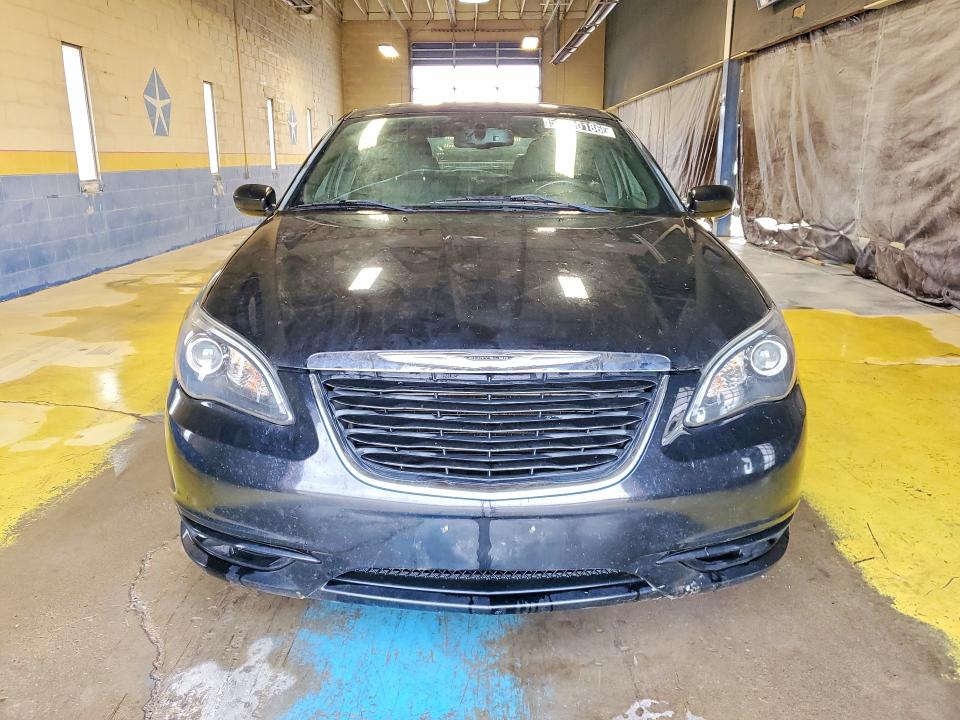 Продажа на аукционе авто 2014 Chrysler 200, vin: 1C3CCBBBXEN119493, номер лота: 54340186
