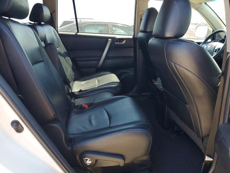 2013 Toyota Highlander მანქანა იყიდება აუქციონზე, vin: 5TDBK3EHXDS275834, აუქციონის ნომერი: 53018446