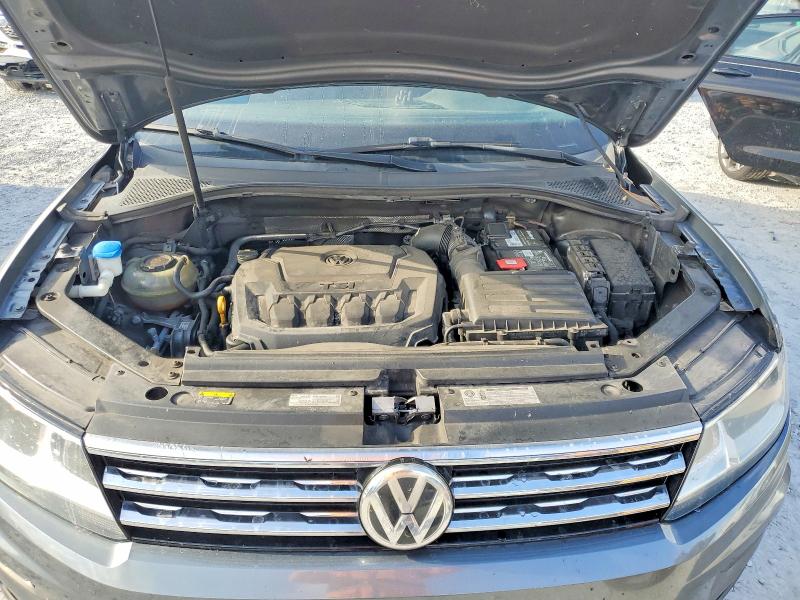 Продажа на аукционе авто 2018 Volkswagen Tiguan, vin: 3VV3B7AX3JM185477, номер лота: 52845656