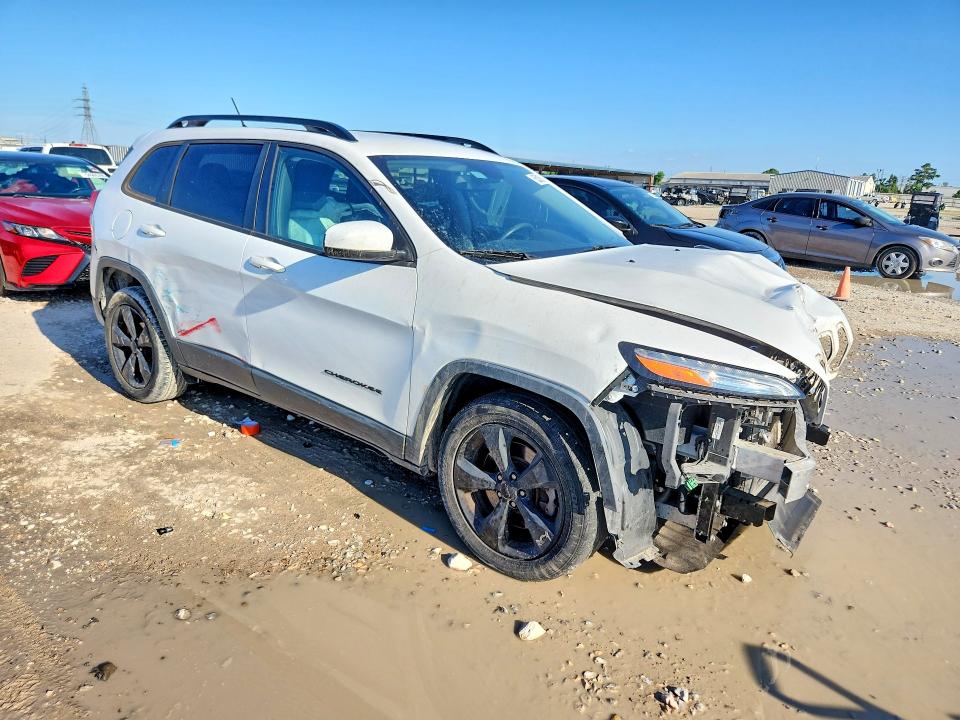 Продажа на аукционе авто 2018 Jeep Cheeroke, vin: 1C4PJLCB1JD537657, номер лота: 55215946