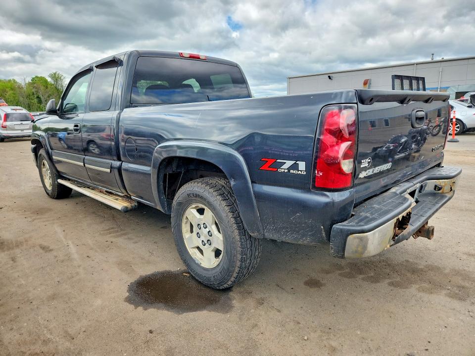 2004 Chevrolet Silverado მანქანა იყიდება აუქციონზე, vin: 2GCEK19T141285353, აუქციონის ნომერი: 53740076