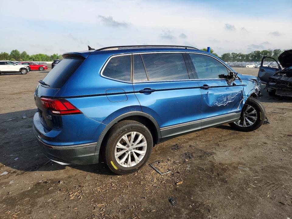 54473696 :رقم المزاد ، 3VV2B7AX3JM176855 vin ، 2018 Volkswagen Tiguan مزاد بيع