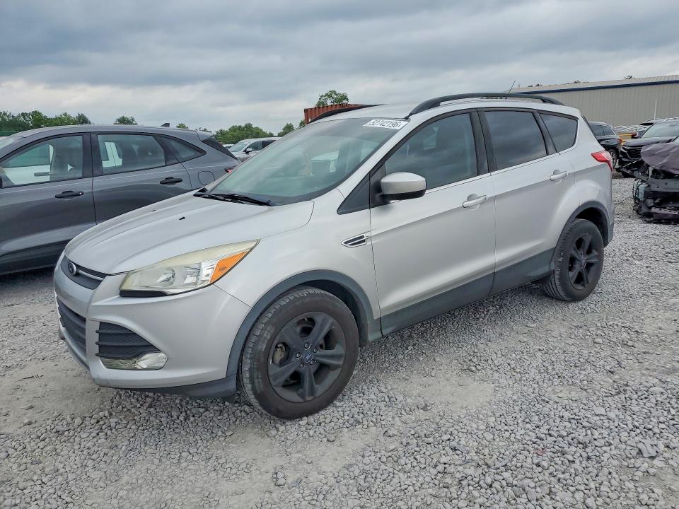 2016 Ford Escape მანქანა იყიდება აუქციონზე, vin: 1FMCU0GXXGUB11304, აუქციონის ნომერი: 52742196