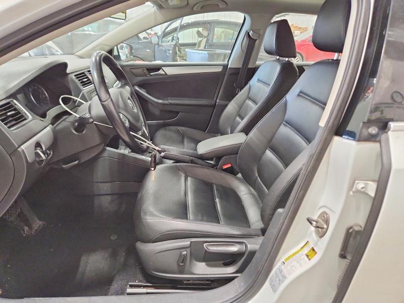 52556536 :رقم المزاد ، 3VWD17AJ6EM408518 vin ، 2014 Volkswagen Jetta مزاد بيع
