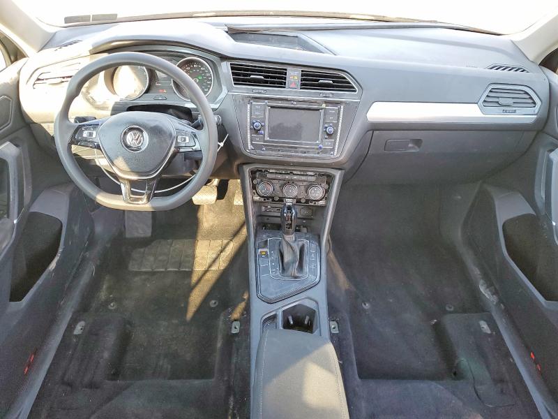 52711706 :رقم المزاد ، 3VV1B7AXXJM075808 vin ، 2018 Volkswagen Tiguan مزاد بيع