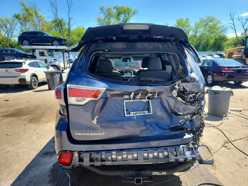 Продаж на аукціоні авто 2016 Toyota Highlander, vin: 5TDDKRFH8GS274650, номер лоту: 53304846