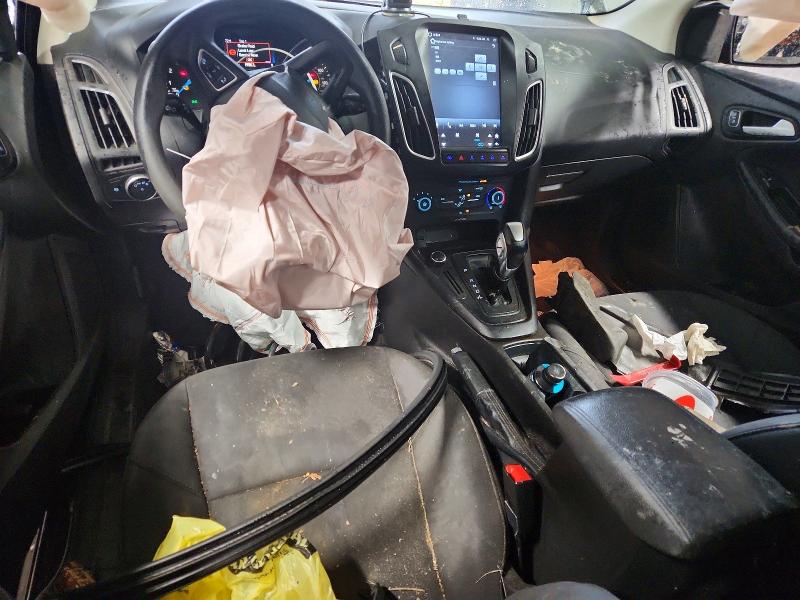 54351136 :رقم المزاد ، 1FADP3F21GL402017 vin ، 2016 Ford Focus مزاد بيع