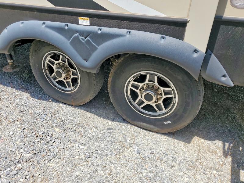 2019 Keystone Rv Montana Fifth Wheel მანქანა იყიდება აუქციონზე, vin: 4YDF30523KA740826, აუქციონის ნომერი: 55113136