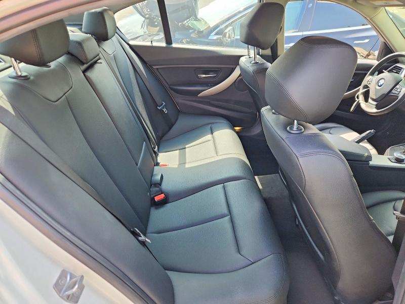 2015 Bmw 320 მანქანა იყიდება აუქციონზე, vin: WBA3B1G53FNT07900, აუქციონის ნომერი: 53740636