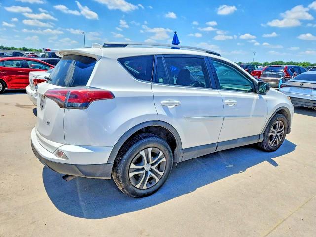 52925496 :رقم المزاد ، 2T3ZFREV2HW320815 vin ، 2017 Toyota Rav4 مزاد بيع