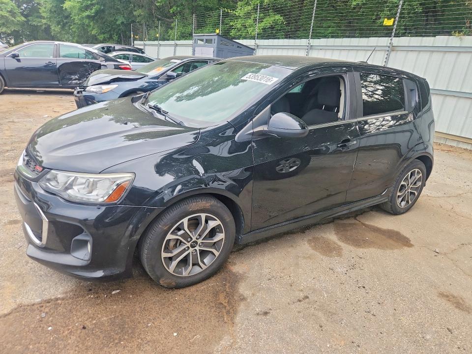 53953016 :رقم المزاد ، 1G1JD6SB8J4120061 vin ، 2018 Chevrolet Sonic مزاد بيع