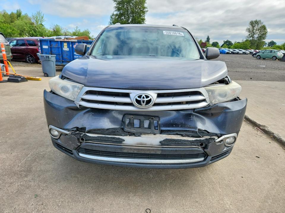 2013 Toyota Highlander მანქანა იყიდება აუქციონზე, vin: 5TDBK3EH2DS232900, აუქციონის ნომერი: 55018616