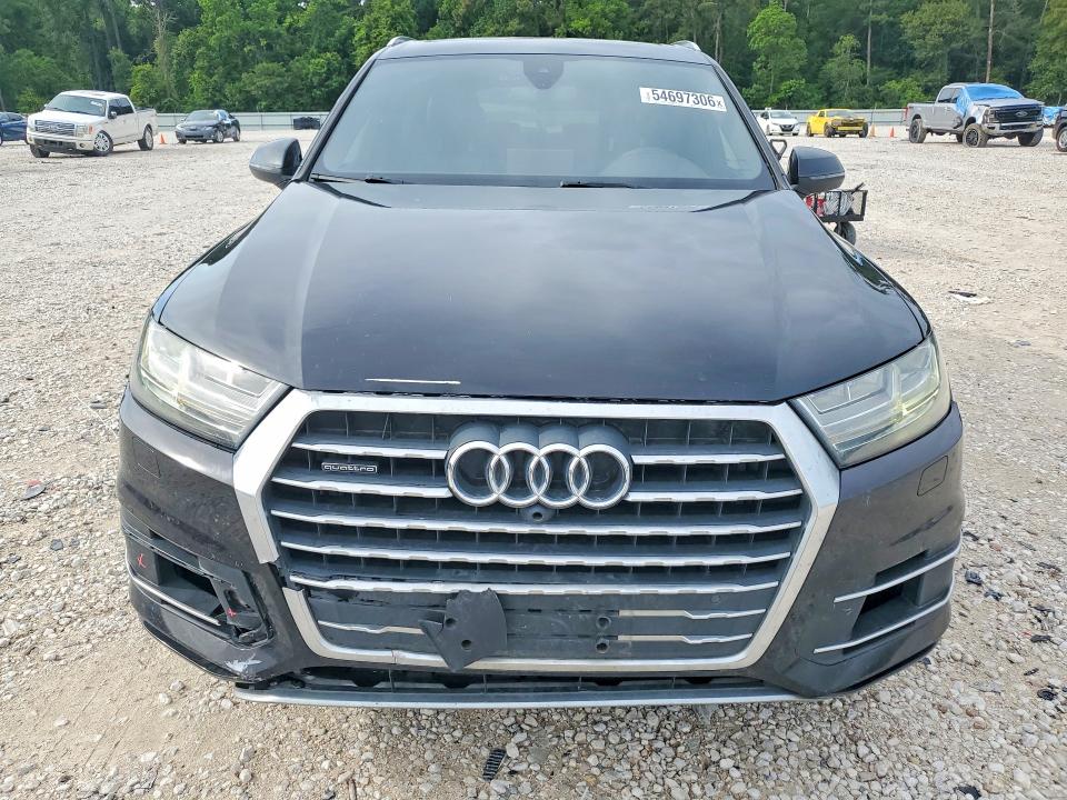 54697306 :رقم المزاد ، WA1LAAF78HD021536 vin ، 2017 Audi Q7 مزاد بيع
