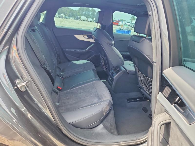 51561186 :رقم المزاد ، WAUEAAF43NN007244 vin ، 2022 Audi A4 مزاد بيع