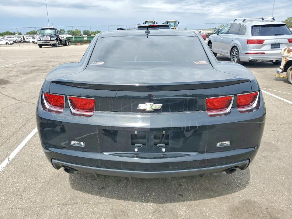 2013 Chevrolet Camaro მანქანა იყიდება აუქციონზე, vin: 2G1FE1E36D9216122, აუქციონის ნომერი: 53990136