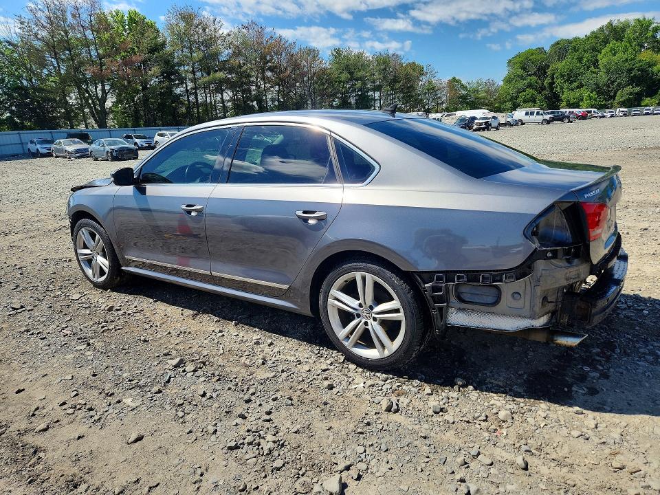 2013 Volkswagen Passat მანქანა იყიდება აუქციონზე, vin: 1VWCN7A35DC085385, აუქციონის ნომერი: 55132526