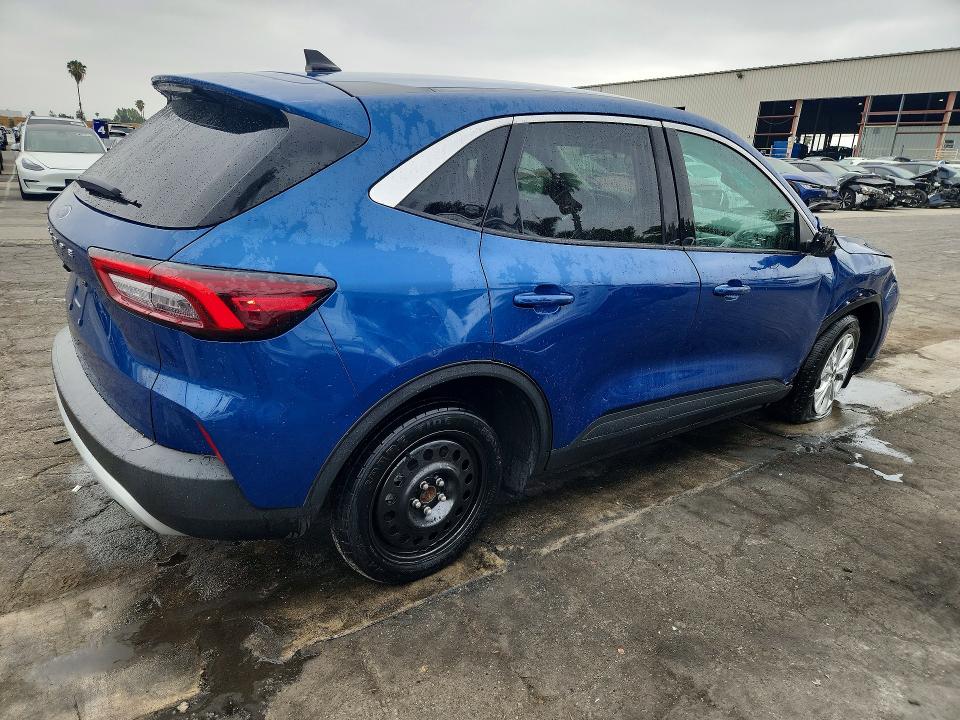 52273916 :رقم المزاد ، 1FMCU0GN4PUA42267 vin ، 2023 Ford Escape مزاد بيع