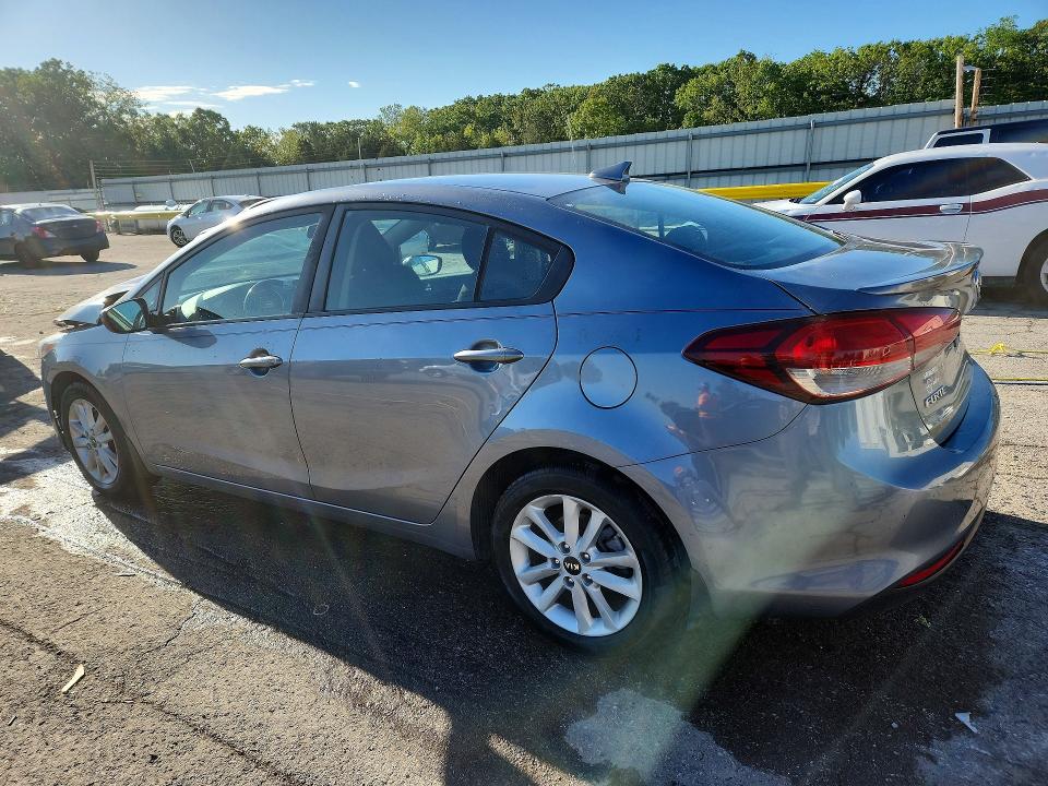 Продажа на аукционе авто 2017 Kia Forte, vin: 3KPFL4A7XHE105409, номер лота: 52079366