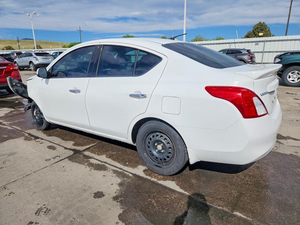 53645866 :رقم المزاد ، 3N1CN7AP5EL830022 vin ، 2014 Nissan Versa مزاد بيع
