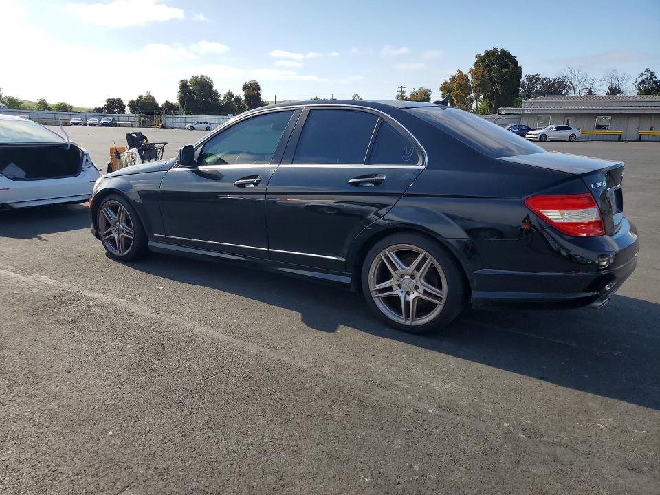 52921456 :رقم المزاد ، WDDGF54X79F234623 vin ، 2009 Mercedes-benz C مزاد بيع