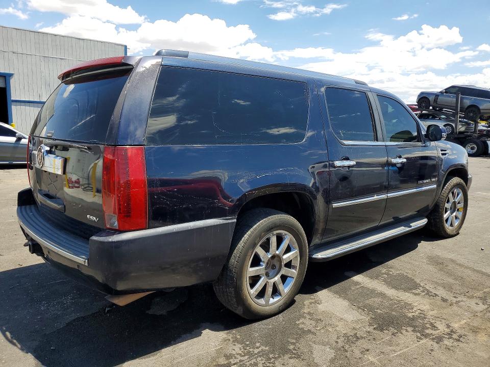 2007 Cadillac Escalade მანქანა იყიდება აუქციონზე, vin: 1GYFK668X7R298383, აუქციონის ნომერი: 55538356