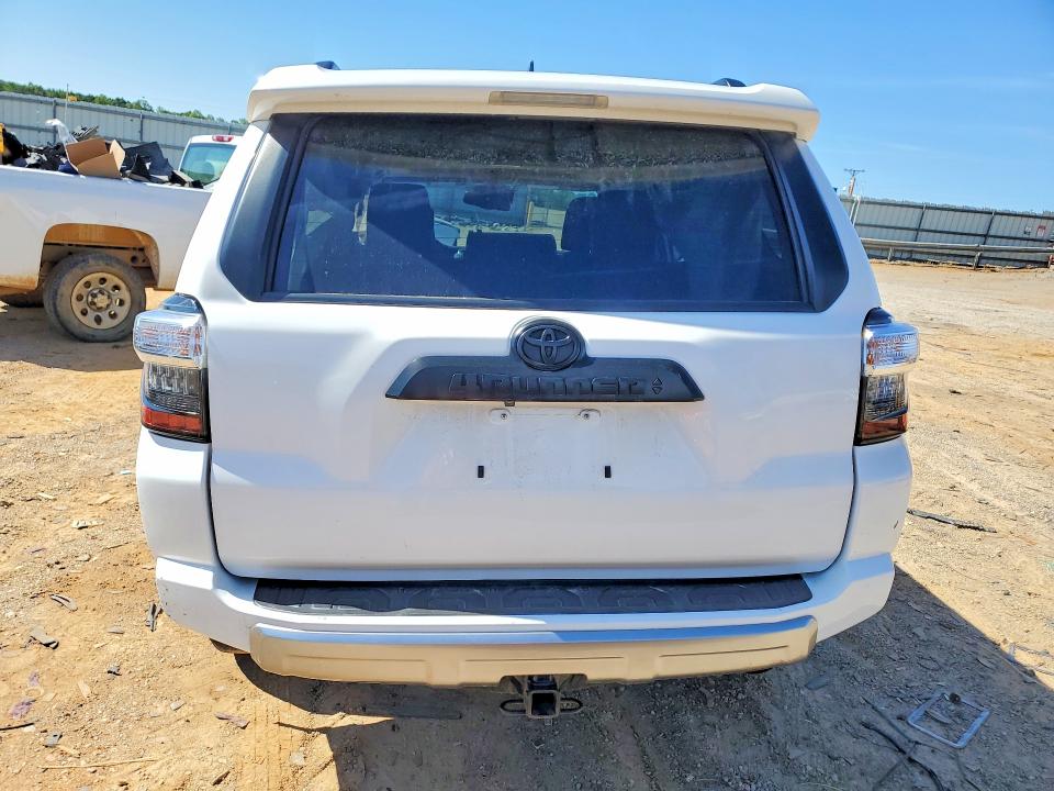 53608016 :رقم المزاد ، JTERU5JR1R6222851 vin ، 2024 Toyota 4runner مزاد بيع