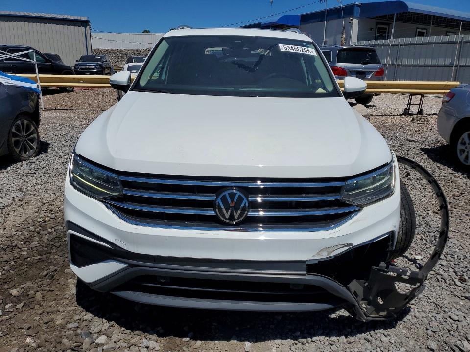 Продажа на аукционе авто 2022 Volkswagen Tiguan, vin: 3VV3B7AX1NM014362, номер лота: 53456206