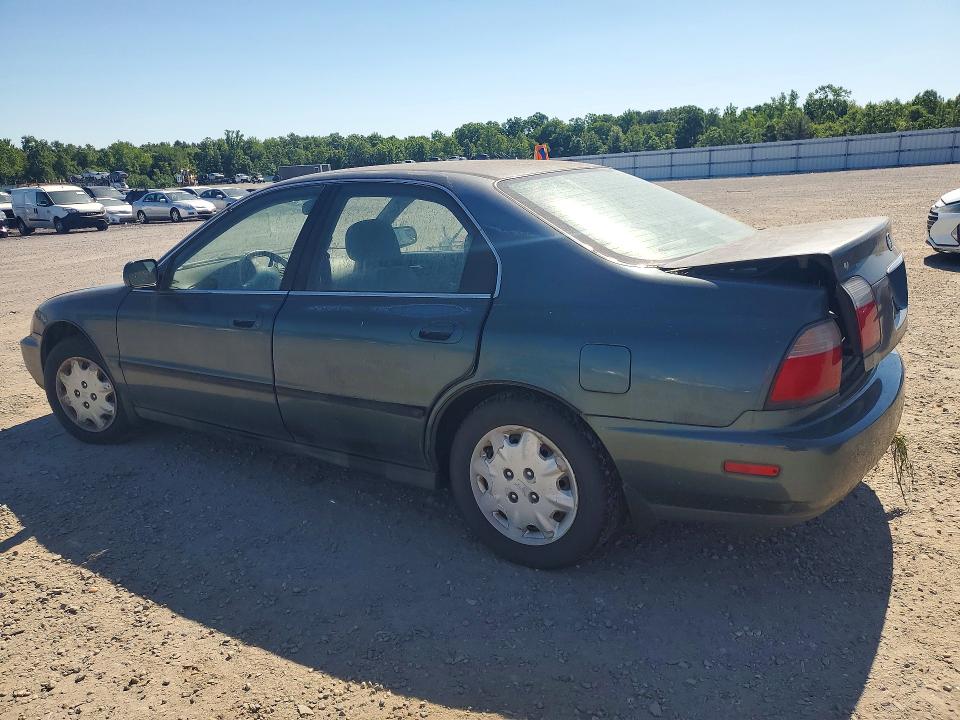 1996 Honda Accord მანქანა იყიდება აუქციონზე, vin: 1HGCD5636TA161727, აუქციონის ნომერი: 55322636