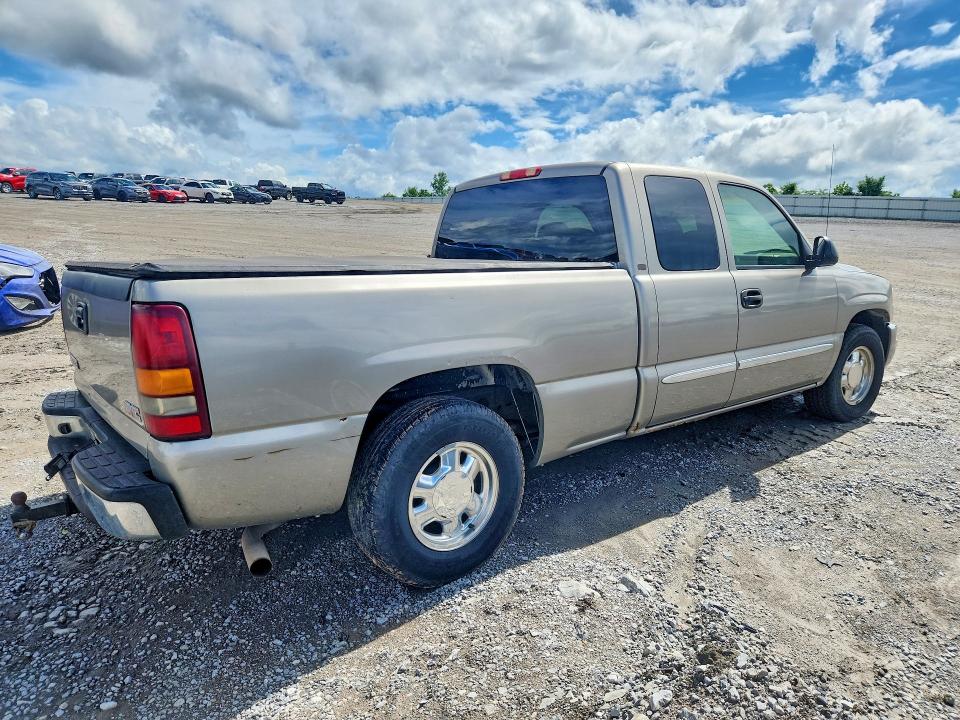 55026446 :رقم المزاد ، 2GTEC19T731398882 vin ، 2003 Gmc New Sierra مزاد بيع