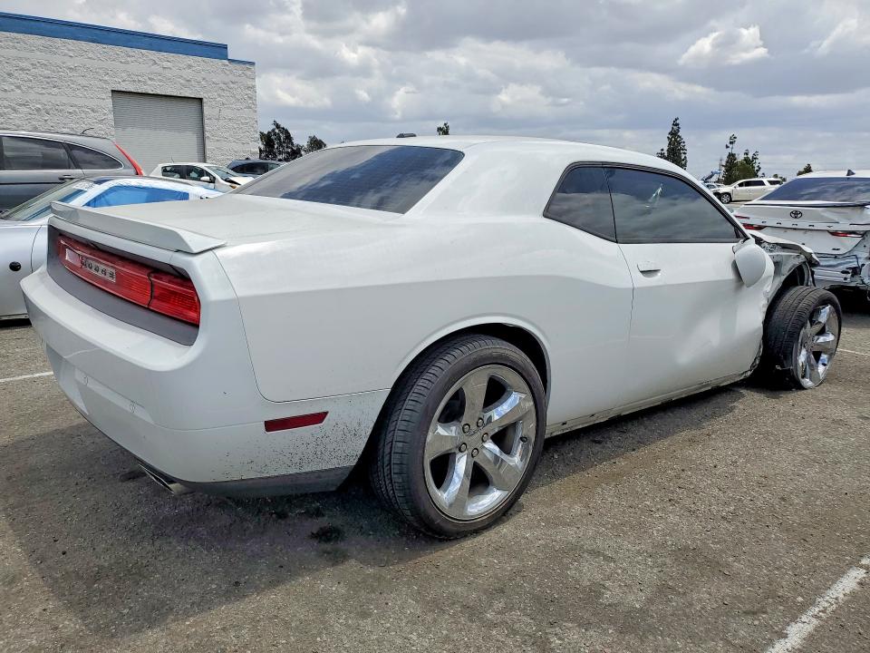 53295486 :رقم المزاد ، 2C3CDYAG7EH105234 vin ، 2014 Dodge Challenger مزاد بيع