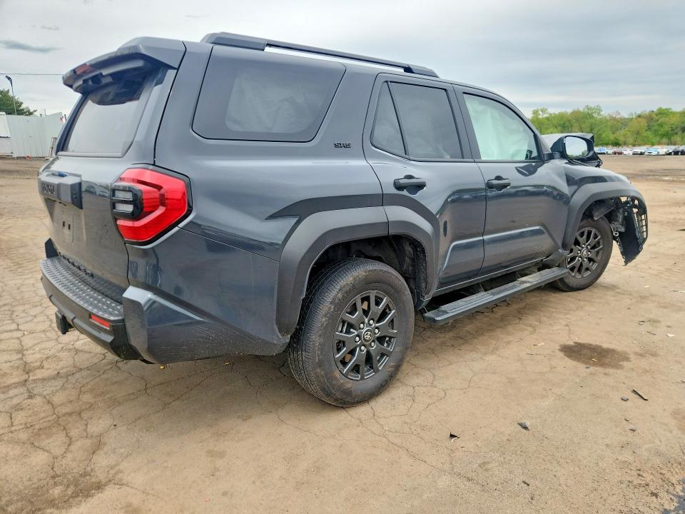 53226096 :رقم المزاد ، JTEVA5BR5S5067822 vin ، 2025 Toyota 4runner مزاد بيع