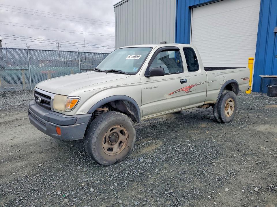 52115596 :رقم المزاد ، 4TAWN72N6YZ617631 vin ، 2000 Toyota Tacoma مزاد بيع