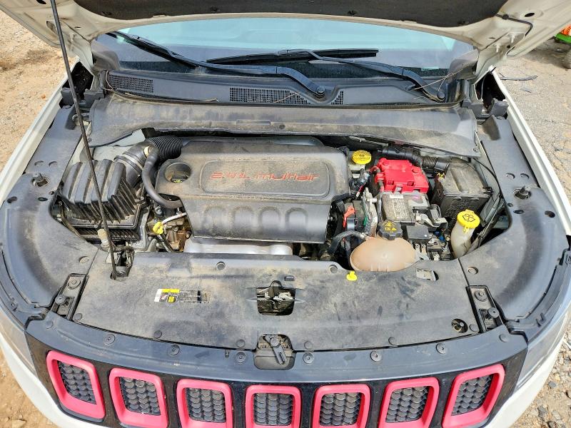 52152546 :رقم المزاد ، 3C4NJDDB3KT723191 vin ، 2019 Jeep Compass مزاد بيع
