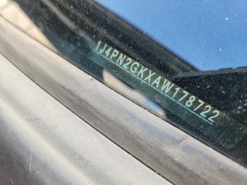 2010 Jeep Liberty მანქანა იყიდება აუქციონზე, vin: 1J4PN2GKXAW178722, აუქციონის ნომერი: 54757986
